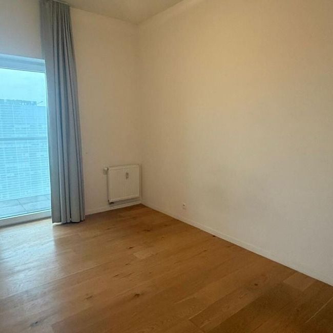 Appartement te huur in Antwerpen voor € 785 met 1 slaapkamer - Foto 1
