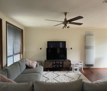 1/7 Gresham Court Golden Square VIC - Photo 1