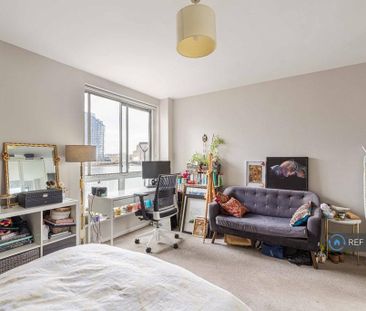 1 bedroom in a flat share to rent - Photo 6