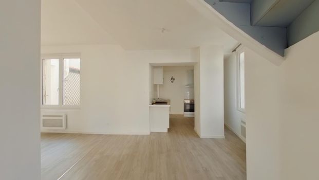 Location Maison 103m² CHATELLERAULT 86100 - Photo 1