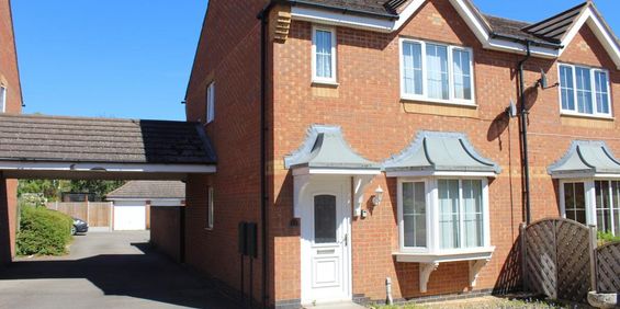 3 bedroom semi-detached house to rent - Photo 3