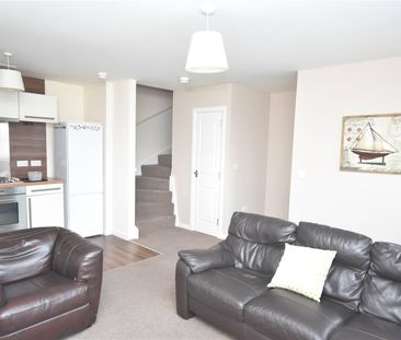 2 bedroom terraced house to rent - Photo 3