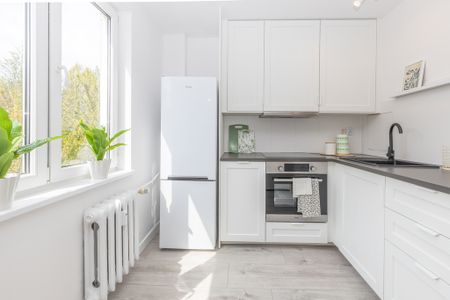 Kawalerka z balkonem! Po remoncie! Obok parku - Photo 4