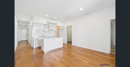 Modern Apartment Living in Prime Bassendean - Photo 5