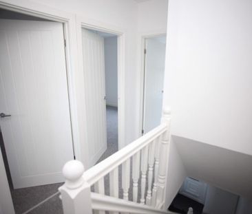 3 bedroom semi-detached house to rent - Photo 5