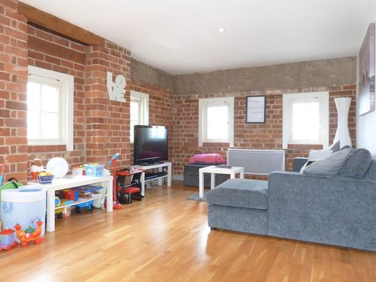 2 bedroom apartment to rent - Photo 1