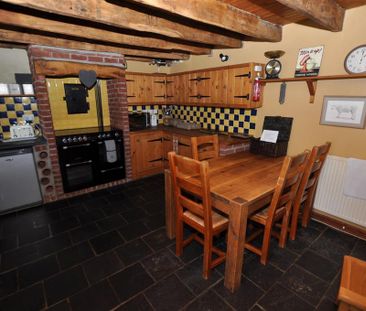 2 bedroom detached house to rent - Photo 6