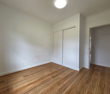 Renovated 3 Bedroom Home - Photo 4