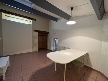 Location Appartement 2 pièces 43m² POITIERS 86000 - Photo 2