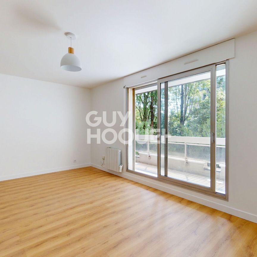 Appartement studio avec balcon rue Romain Rolland à louer - Photo 1
