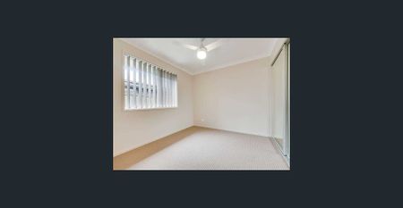 SPACIOUS LOW MAINTENANCE FAMILY LIVING - Photo 3