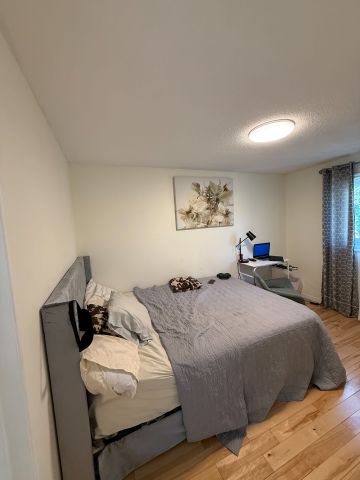 For Lease - 63 Barrett Crescent, Ajax, Ontario - Photo 5