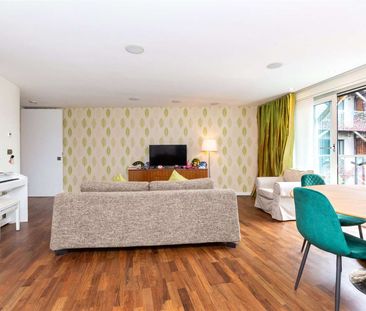 One of the largest (690sqft) one bedroom apartments within this sec... - Photo 4