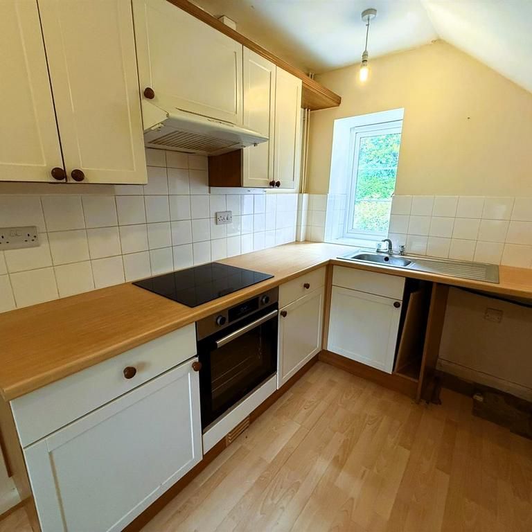 2 bedroom semi-detached house to rent - Photo 1