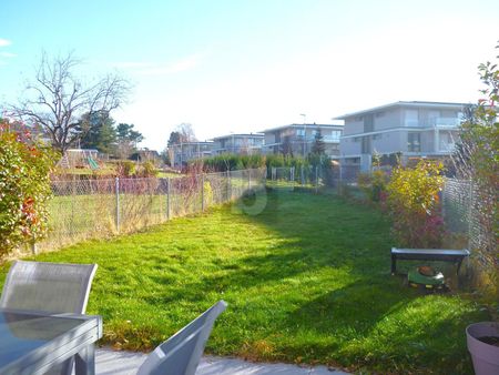 SPACIOUS, MODERN, IDYLLIC! - Foto 5