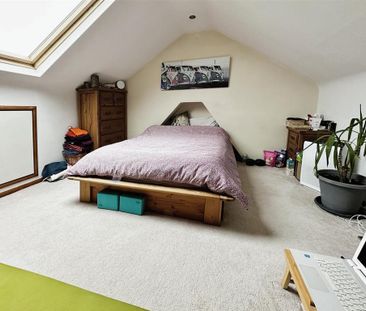 3 bedroom semi-detached house to rent - Photo 6