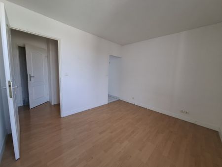 Location Appartement 2 pièces 55m² VICHY 03200 - Photo 2