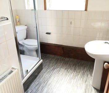 Room in a Shared House, Very Near Craven Avenue Area, W5 - Photo 3