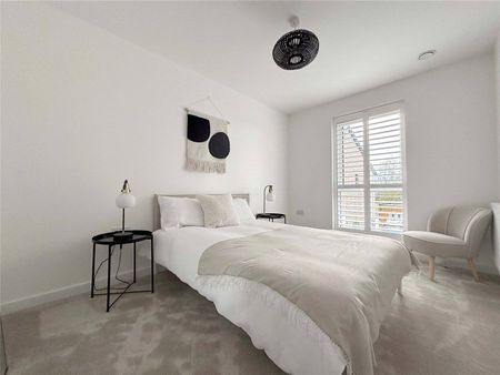 Nexa-fields, Pinhoe - Photo 5