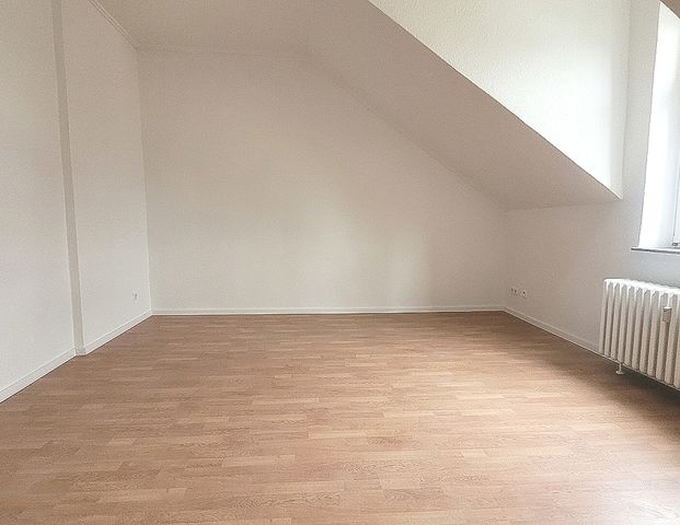 Gemütliche Dachgeschosswohnung zu vermieten - Foto 1