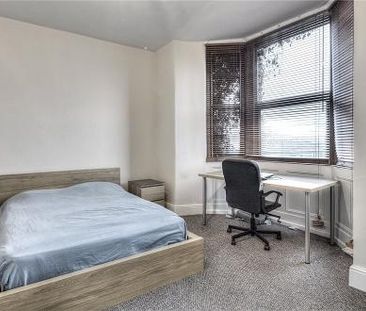 5 bedroom end of terrace house to rent - Photo 5