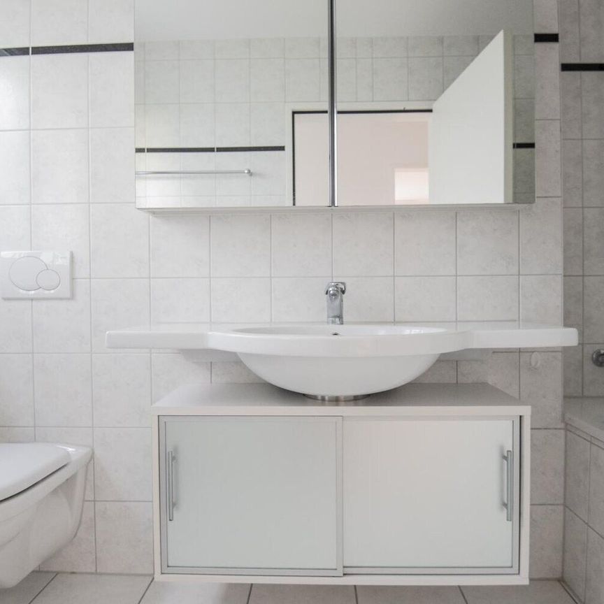 Traumhafte 3 1/2-Zimmerwohnung mit Kinderrabatt! - Photo 1