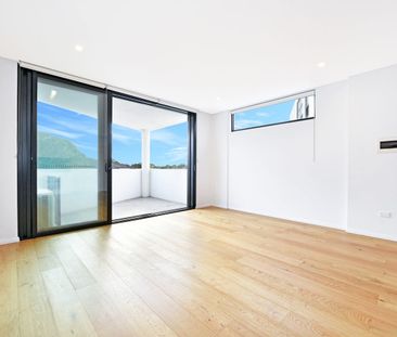 Modern one-bedroom apartment in convenient location - Photo 3