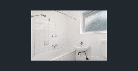 Fresh Central 2 Bedroom Apartment in Box Hill - Photo 5