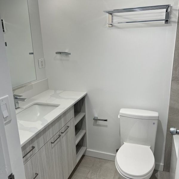 The White House - Photo 1