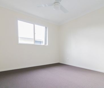 7 Kelly Avenue, Coomera QLD 4209 - House For Rent | Domain - Photo 6