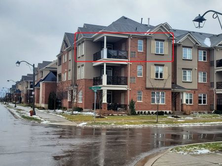 For Lease - 272 Georgian Drive Unit# #301, Oakville, Ontario - Photo 4