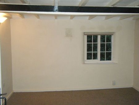 St Leonards Court, Newark, Nottinghamshire, NG24 - Photo 3