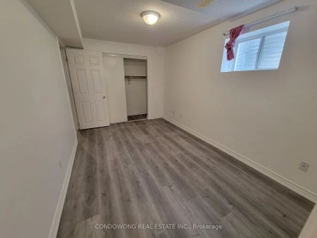 Property For Lease | N8476270 - Photo 5