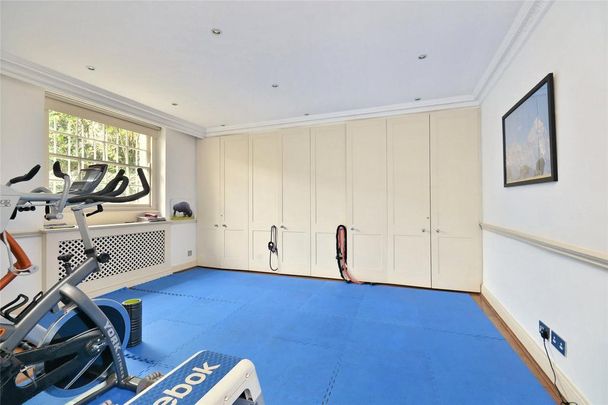 4 bedroom semi-detached house to rent - Photo 1