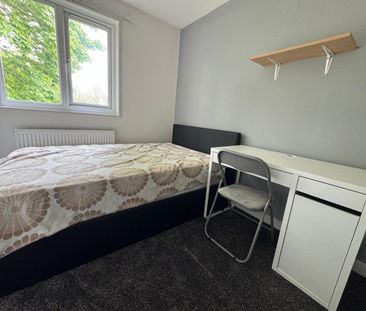 Room in a Shared House, Norfolk Park Village, S2 - Photo 6