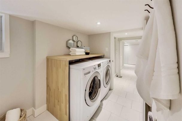 For Lease - 523 Soudan Avenue, Toronto, Ontario - Photo 1