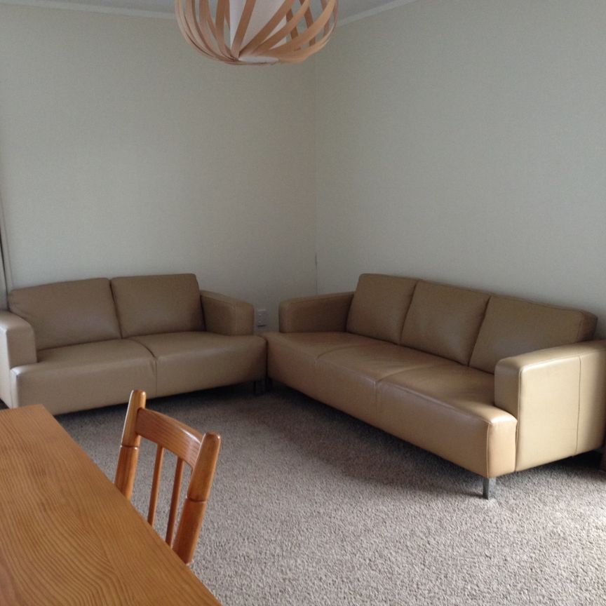 2A Chancellor Way, Crofton Downs - Photo 1