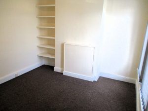 GARNET STREET, MIDDLESBROUGH, TS1 4DW - Photo 2