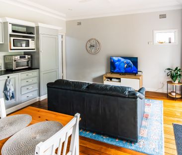 10 Heights Crescent, Middle Cove, NSW 2068 - Photo 5