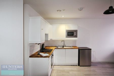 James Street 28, Bradford, West Yorkshire, BD1 - Photo 3
