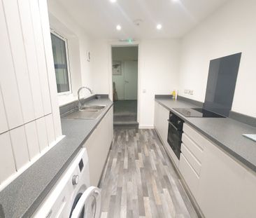 Gladstone Street - Photo 1