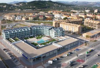 Apartment for rent on the beachfront of Arenal in Javea.