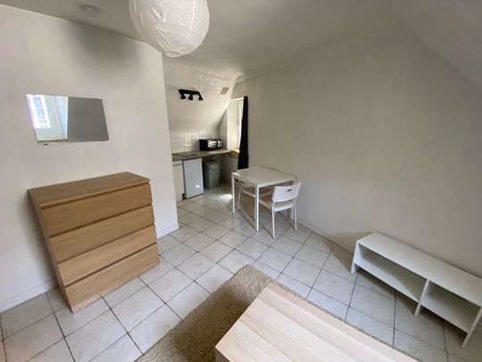 CAEN CHATEAU - STUDIO MEUBLE - Photo 1