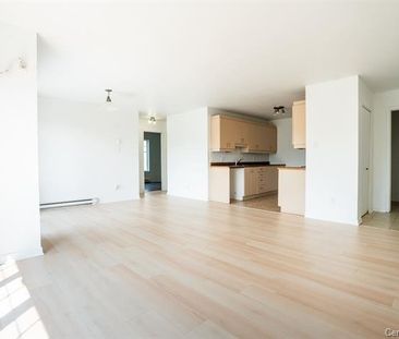 8645 Place du Charpentier, app.11, J7N 0C1, Mirabel - Photo 1