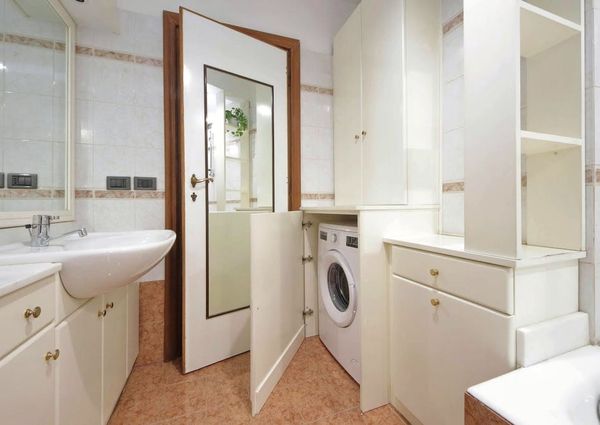 Via Fossato di Vico, Rome, Lazio 00100