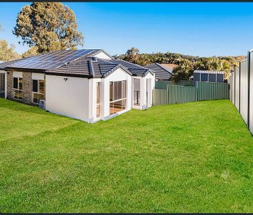 Upper Coomera - Photo 1