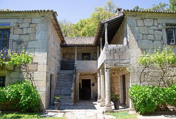 Luxury 6 bedroom Detached House for rent in O Rosal, Spain