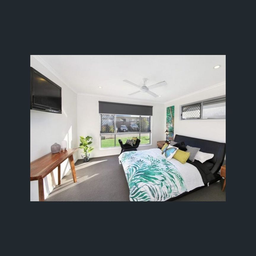 2 Macleay Ct, Meridan Plains, Qld 4551 - Photo 1
