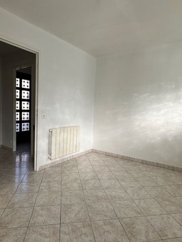 appartement NEUILLY EN THELLE - 1 pièce(s) - 25 m2 , Neuilly en thelle - Photo 3