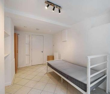 Marchmont Street, Bloomsbury, WC1N - Photo 2